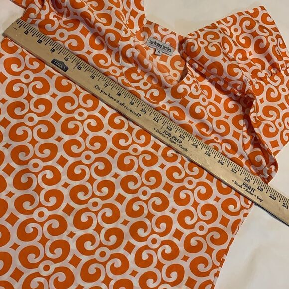 Buckhead Betties Size Medium dress with ruffle sleeves and scoop neck - Picture 7 of 9